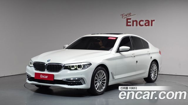 BMW 5-Series 520i Luxury
