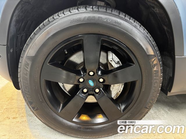 Land Rover Defender 110 D300 HSE
