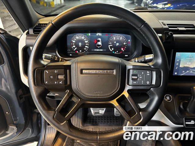 Land Rover Defender 110 D300 HSE