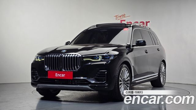 BMW X7 xDrive 40i Design Pure Excellence 6-Seater
