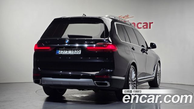 BMW X7 xDrive 40i Design Pure Excellence 6-Seater
