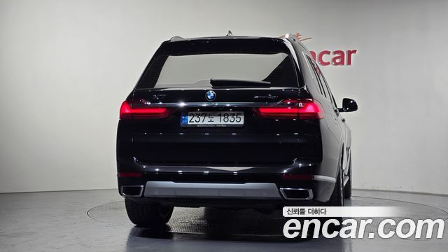 BMW X7 xDrive 40i Design Pure Excellence 6-Seater