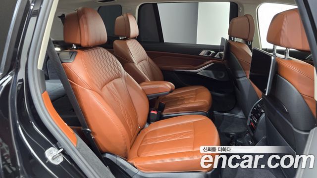 BMW X7 xDrive 40i Design Pure Excellence 6-Seater