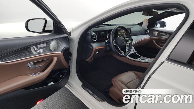 Mercedes-Benz E-Class E350 4MATIC Avantgarde