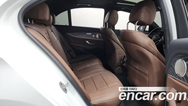 Mercedes-Benz E-Class E350 4MATIC Avantgarde