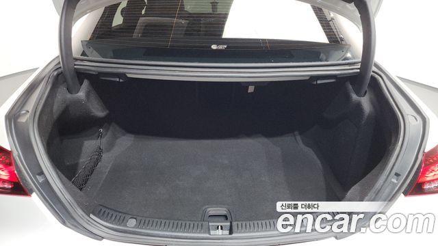 Mercedes-Benz E-Class E350 4MATIC Avantgarde