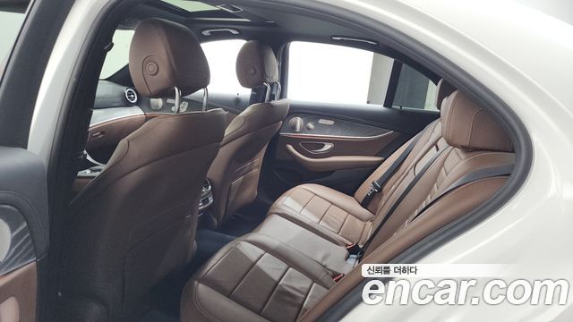Mercedes-Benz E-Class E350 4MATIC Avantgarde