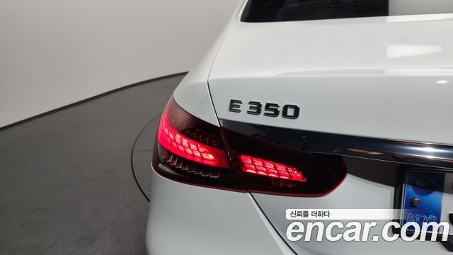 Mercedes-Benz E-Class E350 4MATIC Avantgarde
