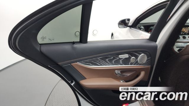 Mercedes-Benz E-Class E350 4MATIC Avantgarde