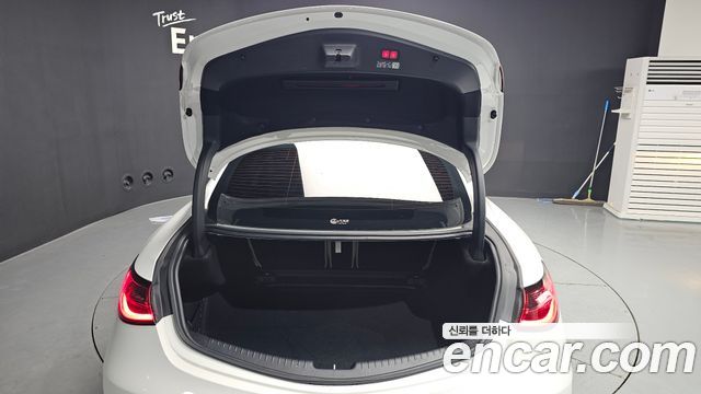 Mercedes-Benz CLE-Class CLE200 Coupe