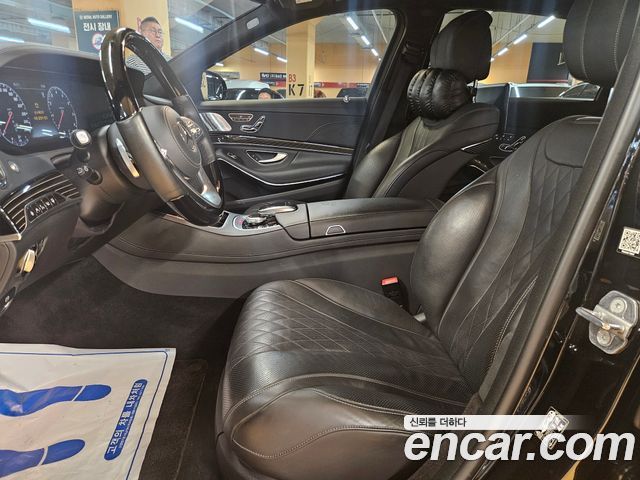 Mercedes-Benz S-Class Maybach S560 4MATIC