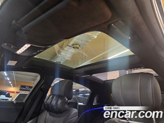Mercedes-Benz S-Class Maybach S560 4MATIC