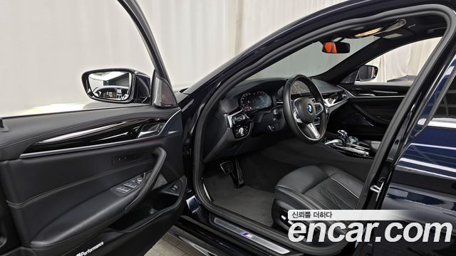 BMW 5-Series 520d M Sport Package Plus