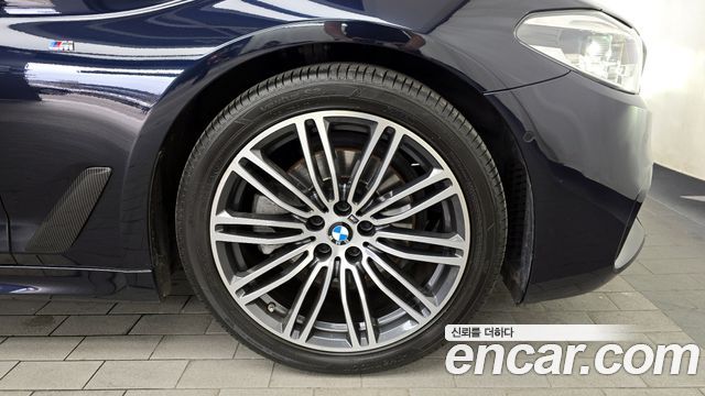BMW 5-Series 520d M Sport Package Plus