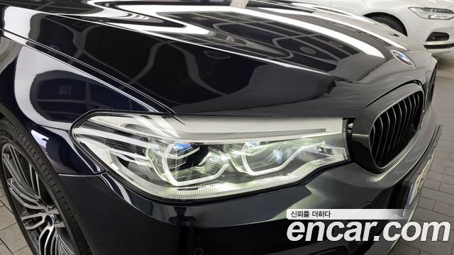BMW 5-Series 520d M Sport Package Plus