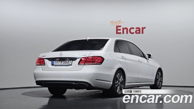 Mercedes-Benz E-Class E220 CDI Avantgarde