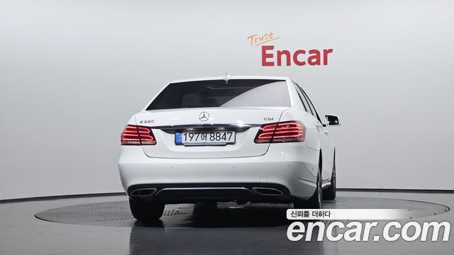 Mercedes-Benz E-Class E220 CDI Avantgarde