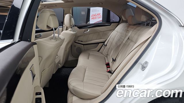Mercedes-Benz E-Class E220 CDI Avantgarde