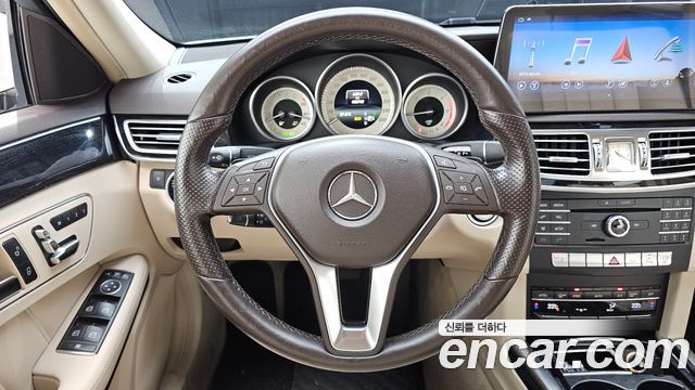 Mercedes-Benz E-Class E220 CDI Avantgarde