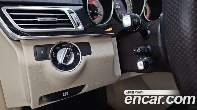 Mercedes-Benz E-Class E220 CDI Avantgarde