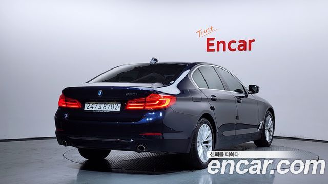 BMW 5-Series 530i Luxury Plus