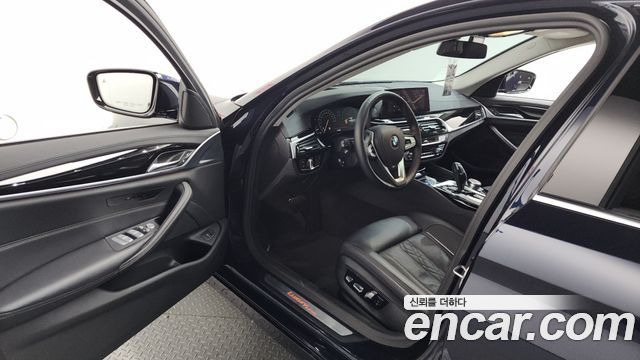 BMW 5-Series 530i Luxury Plus