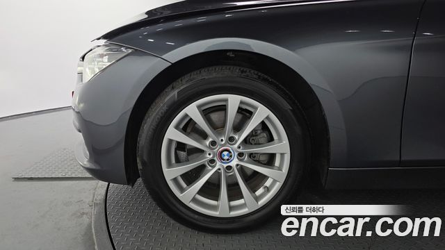 BMW 3-Series 320d