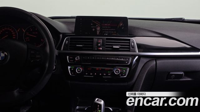 BMW 3-Series 320d