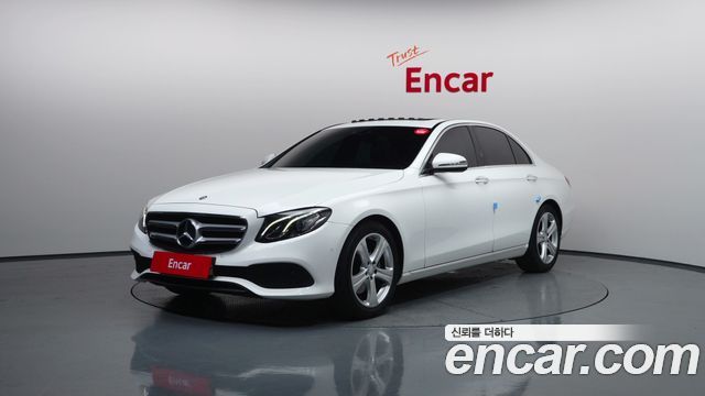 Mercedes-Benz E-Class E200 Avantgarde