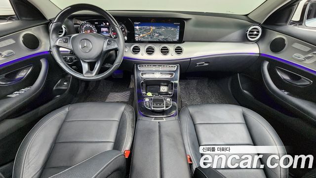 Mercedes-Benz E-Class E200 Avantgarde