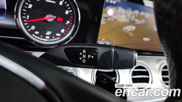 Mercedes-Benz E-Class E200 Avantgarde