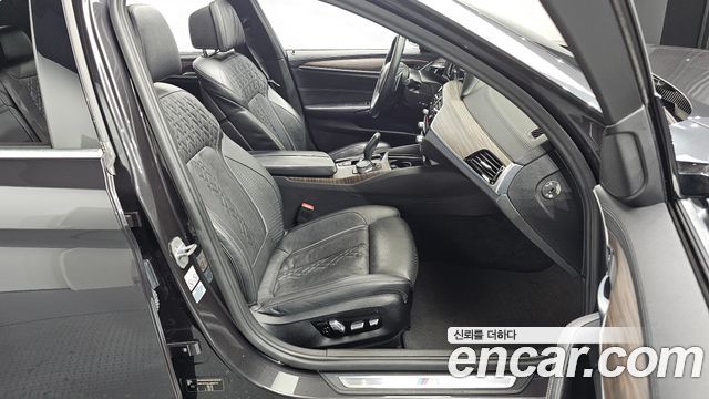 BMW 5-Series 520d M Sport Package Plus