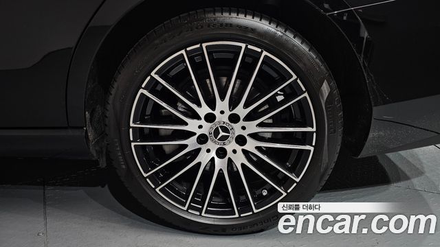 Mercedes-Benz C-Class C200 Avantgarde