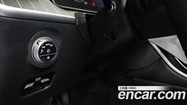 Mercedes-Benz C-Class C200 Avantgarde