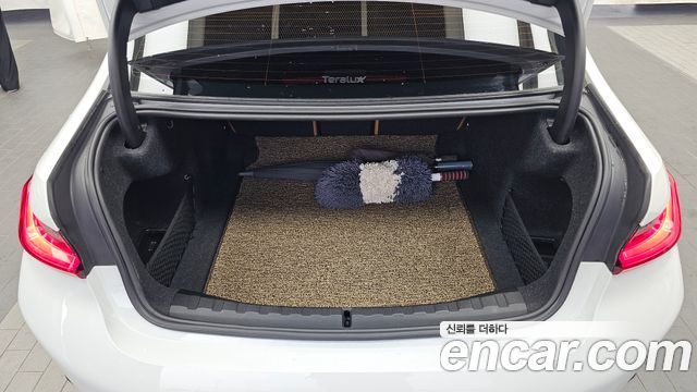 BMW 3-Series 330i xDrive M Sport