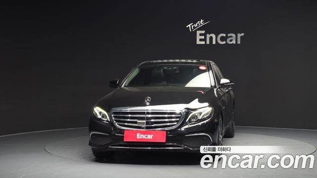 Mercedes-Benz E-Class E300e 4MATIC Exclusive