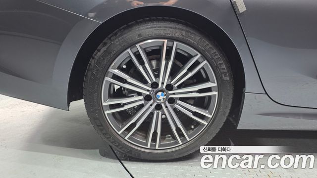 BMW 3-Series 320i M Sport
