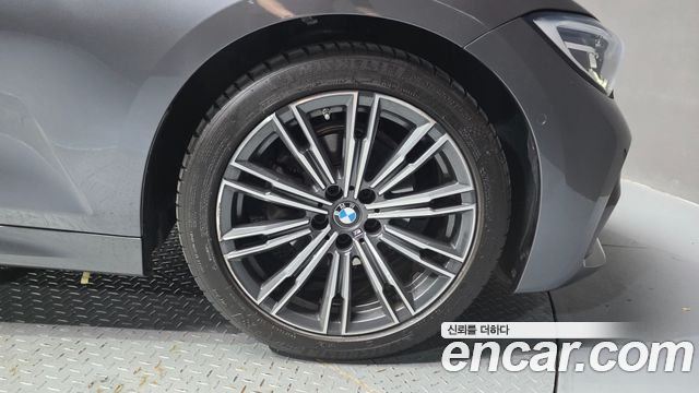 BMW 3-Series 320i M Sport