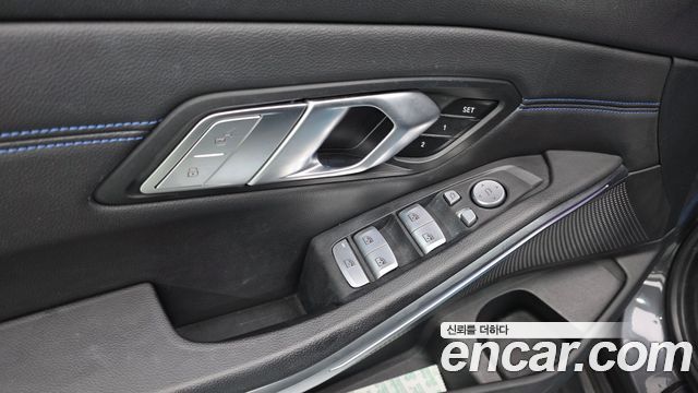 BMW 3-Series 320i M Sport