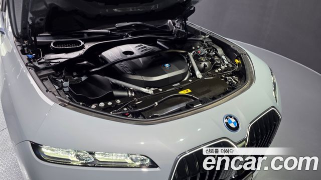 BMW 7-Series 750e xDrive M Sport