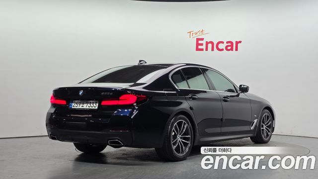 BMW 5-Series 523d M Sport