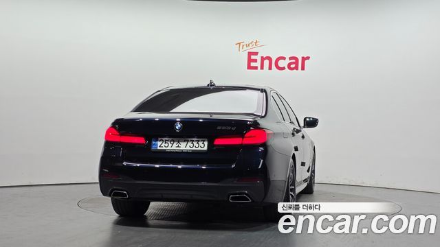 BMW 5-Series 523d M Sport
