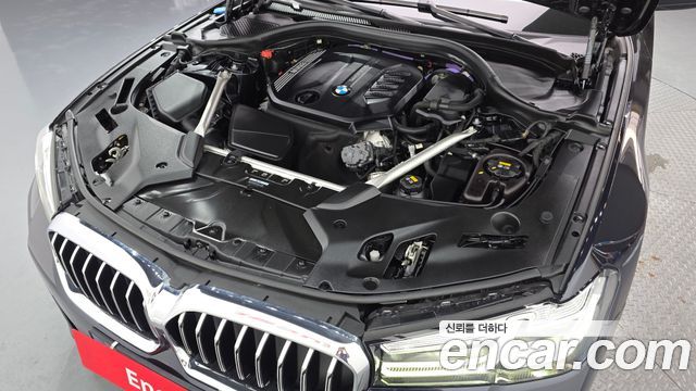 BMW 5-Series 523d M Sport
