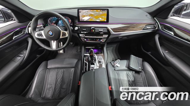 BMW 5-Series 523d M Sport