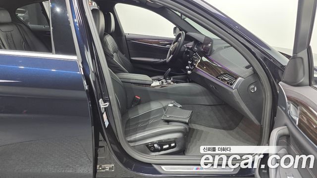 BMW 5-Series 523d M Sport