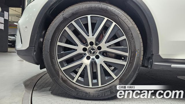 Mercedes-Benz GLC-Class GLC220 d 4MATIC