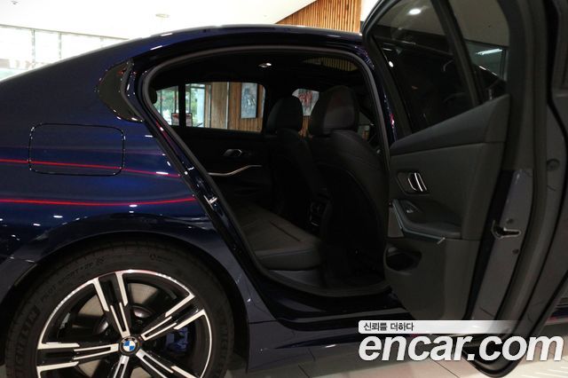 BMW 3-Series 320i M Sport