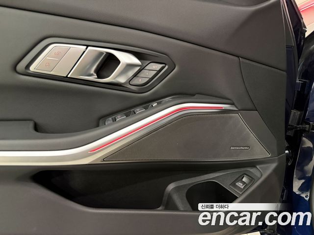 BMW 3-Series 320i M Sport