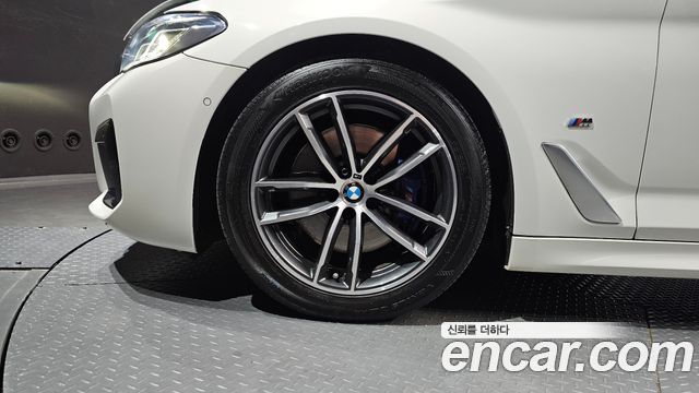 BMW 5-Series 520i M Sport