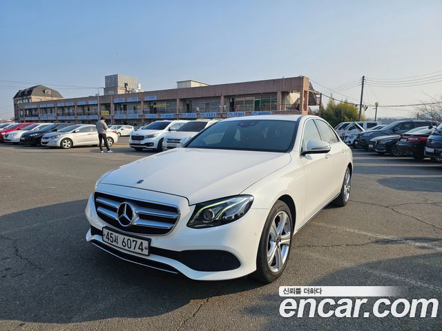 Mercedes-Benz E-Class E220d Avantgarde